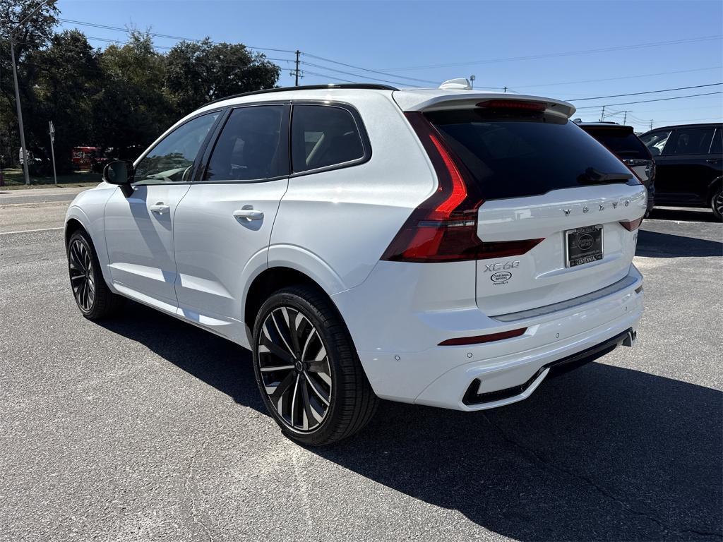 new 2026 Volvo XC60 car, priced at $64,055