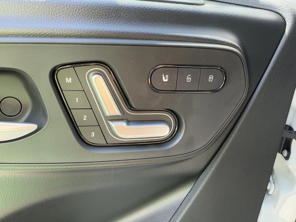 new 2025 Mercedes-Benz Sprinter 2500 car, priced at $66,697