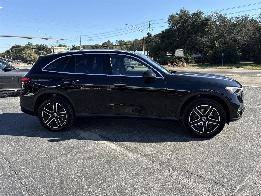 new 2026 Mercedes-Benz GLC 300 car
