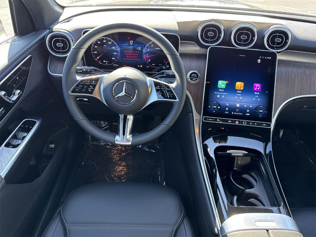 new 2026 Mercedes-Benz GLC 300 car