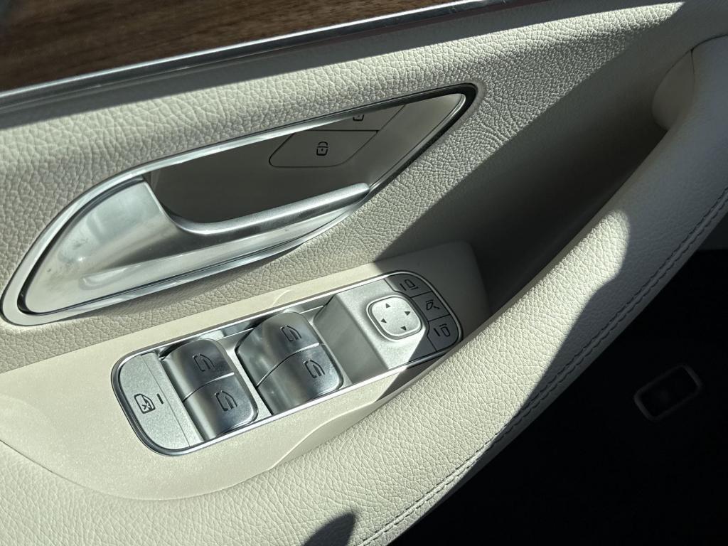 new 2025 Mercedes-Benz GLE 350 car, priced at $71,715