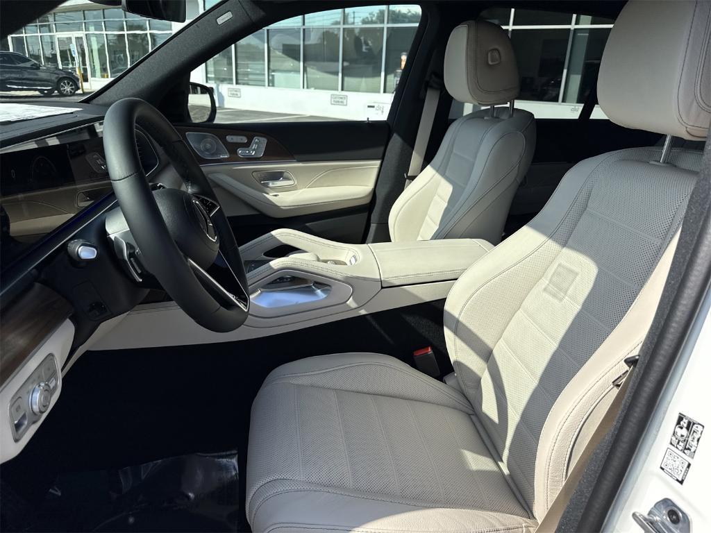 new 2026 Mercedes-Benz GLE 580 car, priced at $91,445