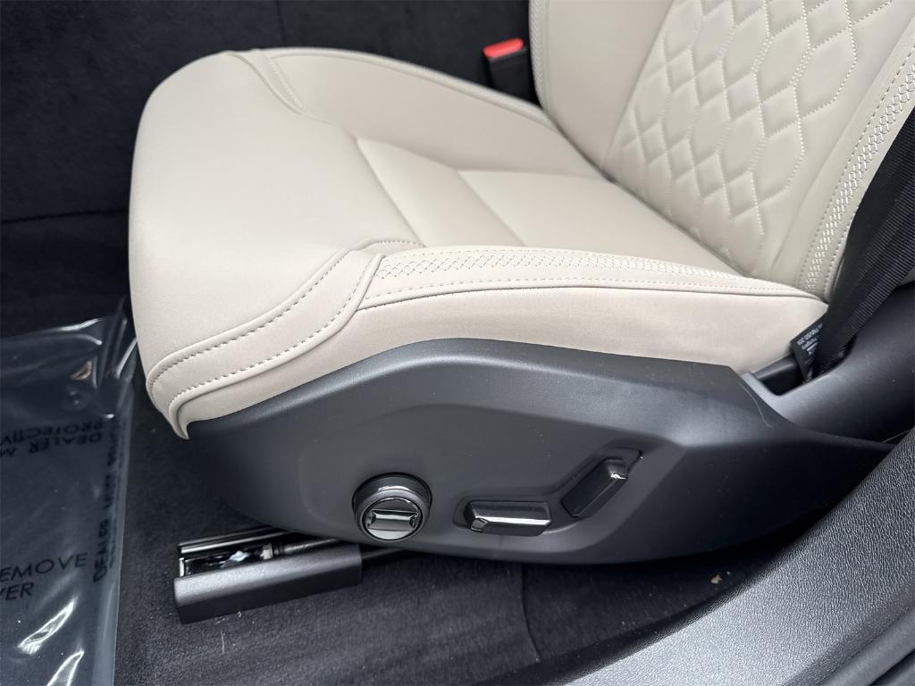 new 2026 Volvo XC60 car, priced at $58,105