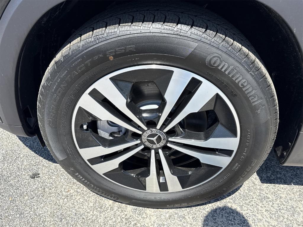 new 2026 Mercedes-Benz GLB 250 car, priced at $49,815