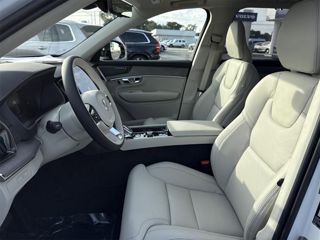 new 2026 Volvo XC90 Plug-In Hybrid car, priced at $88,320