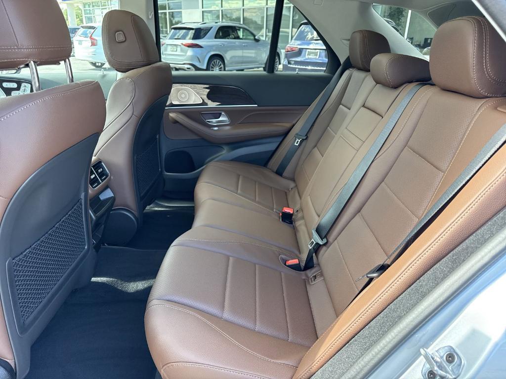 new 2026 Mercedes-Benz GLE 450 car, priced at $79,500