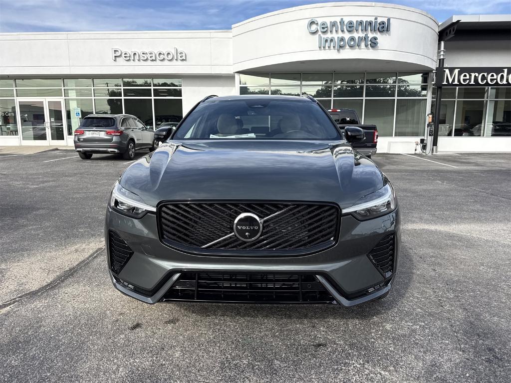 new 2026 Volvo XC60 car, priced at $58,785