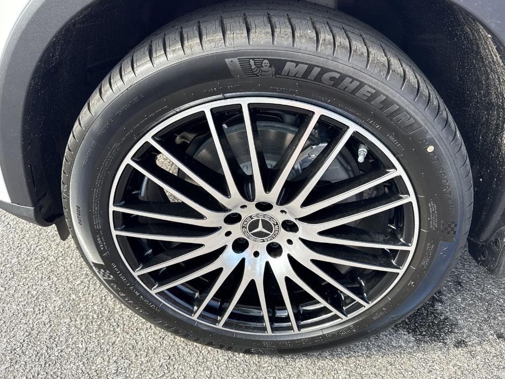 new 2026 Mercedes-Benz GLC 300 car, priced at $57,355