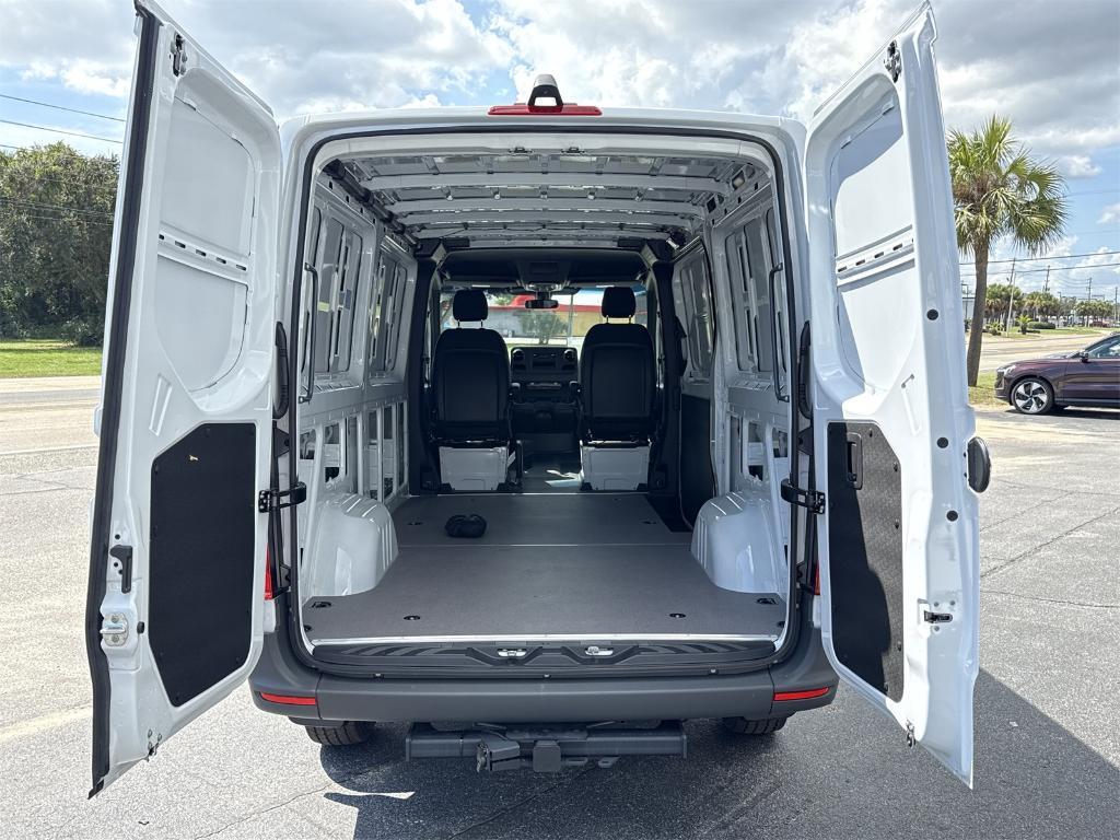 new 2025 Mercedes-Benz Sprinter 2500 car, priced at $55,677