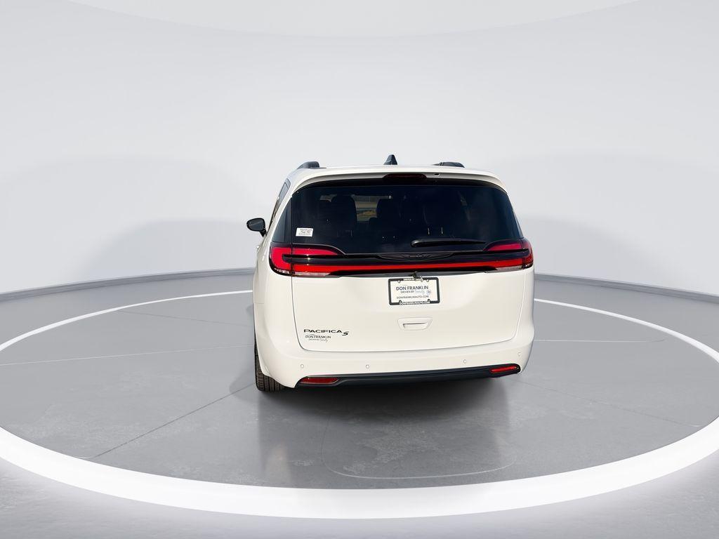 new 2026 Chrysler Pacifica car, priced at $47,598