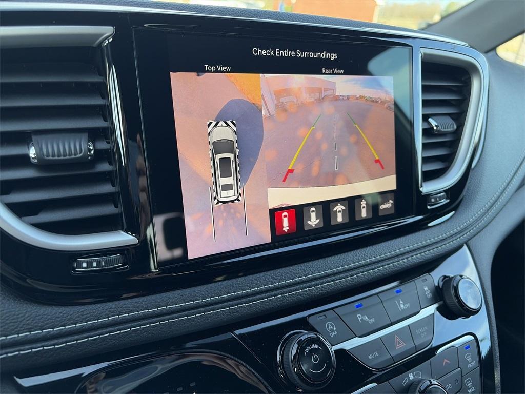 new 2026 Chrysler Pacifica car