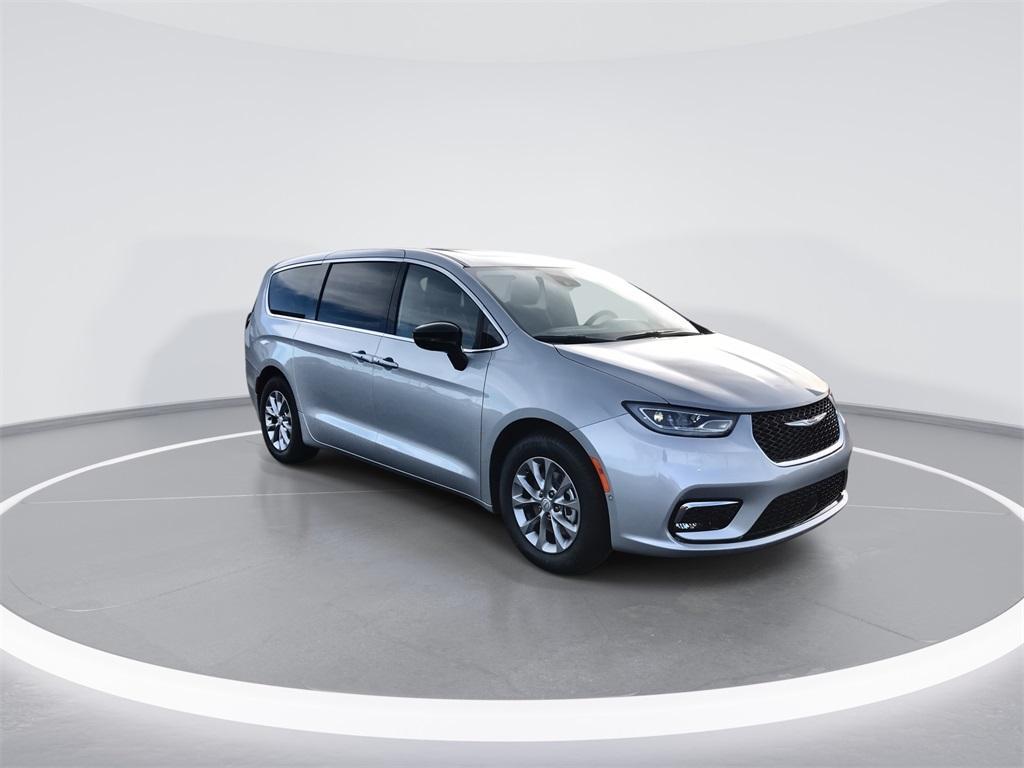 new 2026 Chrysler Pacifica car, priced at $51,619