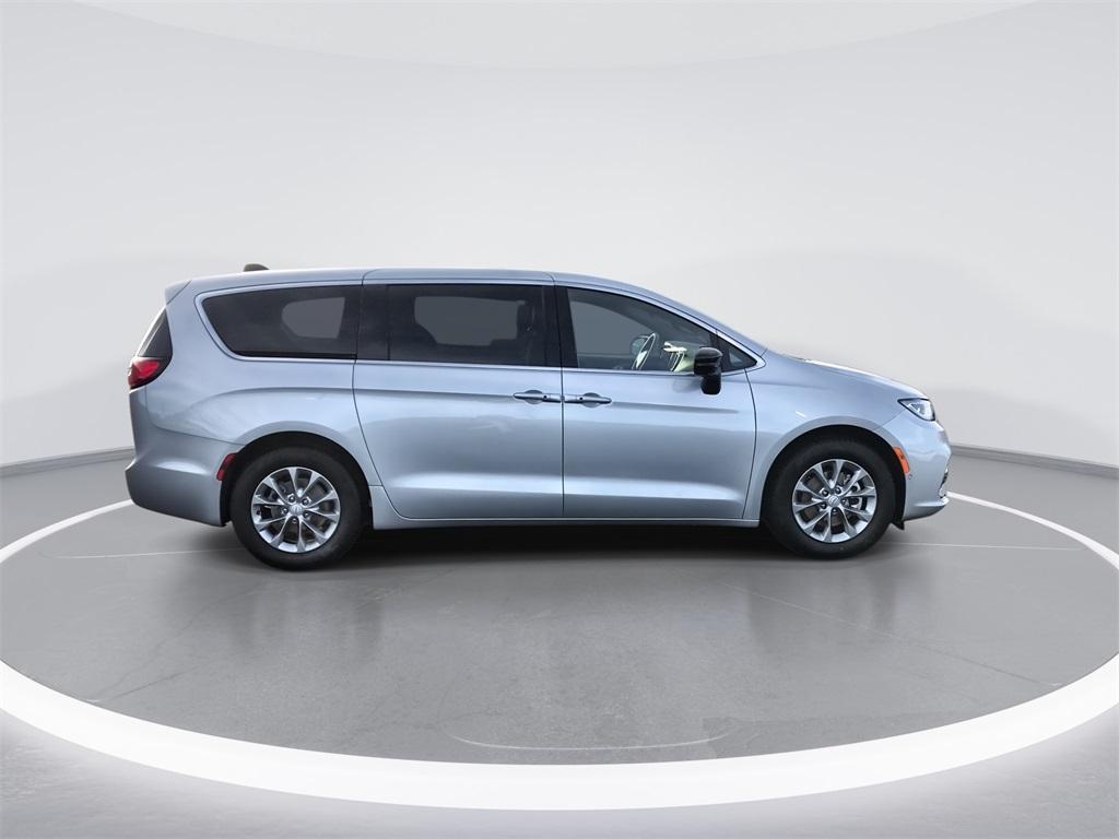 new 2026 Chrysler Pacifica car, priced at $51,619