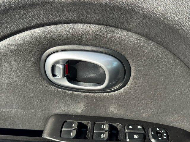 used 2015 Kia Soul car, priced at $5,499