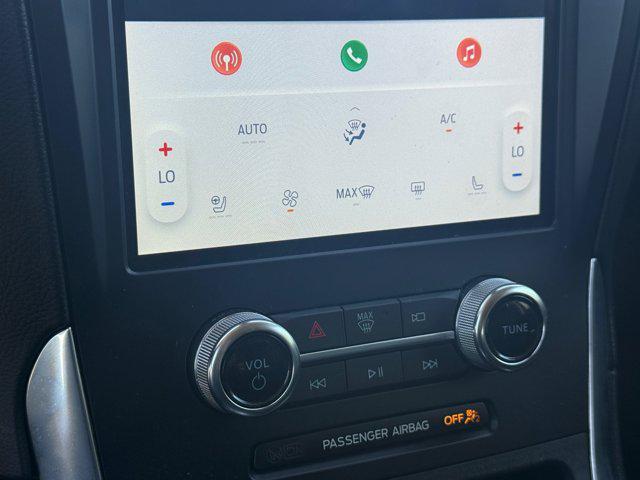 used 2024 Ford Edge car, priced at $22,499