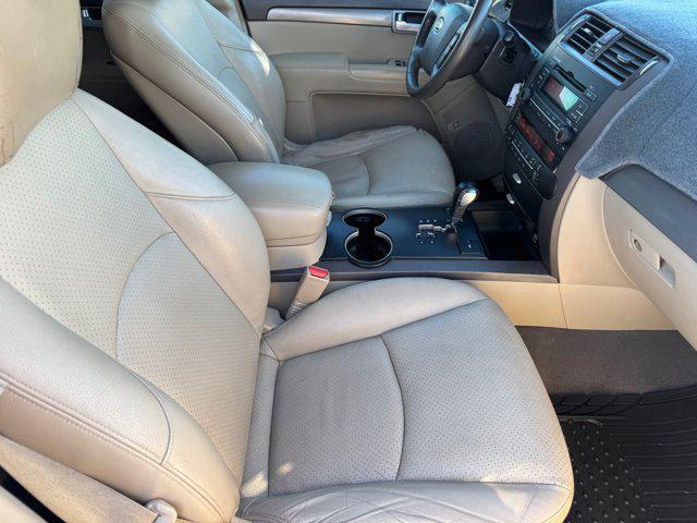 used 2009 Kia Borrego car, priced at $5,999