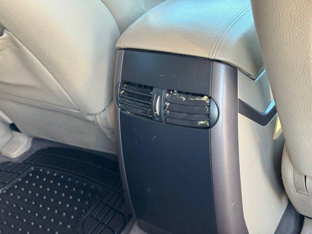 used 2009 Kia Borrego car, priced at $5,999