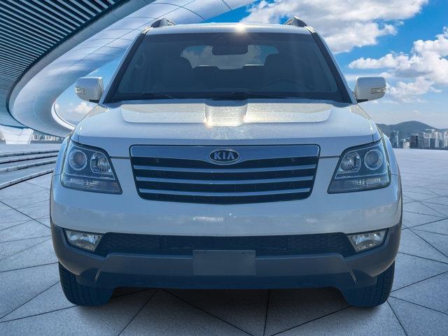 used 2009 Kia Borrego car, priced at $5,699