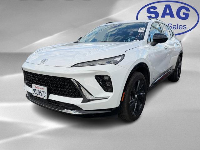 used 2025 Buick Envision car, priced at $28,999