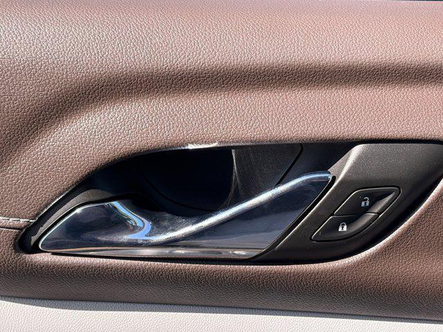 used 2022 GMC Acadia car, priced at $20,999