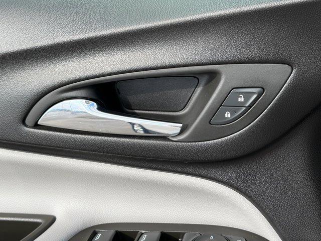 used 2024 Chevrolet Equinox car, priced at $19,999