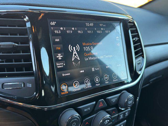 used 2022 Jeep Grand Cherokee car, priced at $24,999