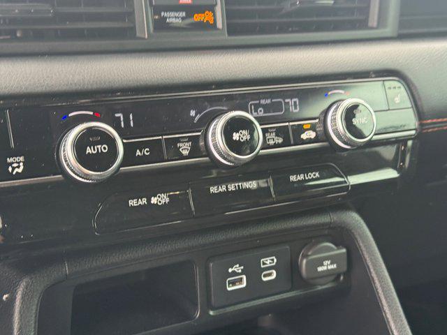 used 2024 Honda Pilot car, priced at $37,999