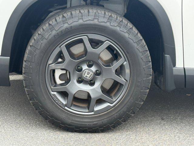 used 2024 Honda Pilot car, priced at $37,999