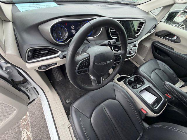 used 2024 Chrysler Pacifica car, priced at $26,999
