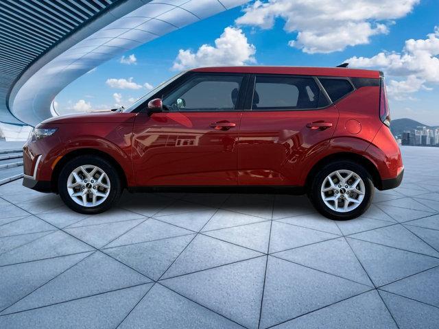 used 2023 Kia Soul car, priced at $13,999