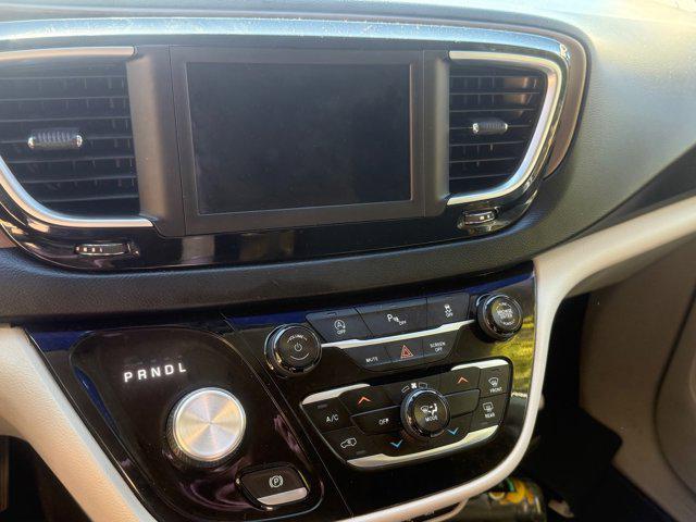 used 2018 Chrysler Pacifica car, priced at $9,999