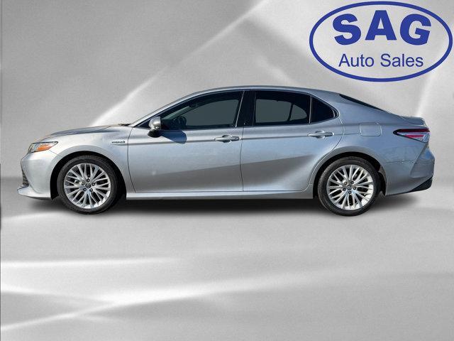 used 2018 Toyota Camry Hybrid car, priced at $11,999