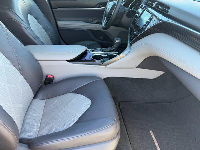 used 2018 Toyota Camry Hybrid car, priced at $11,999