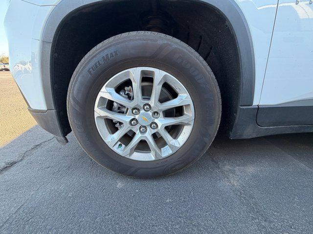 used 2021 Chevrolet Traverse car, priced at $12,999