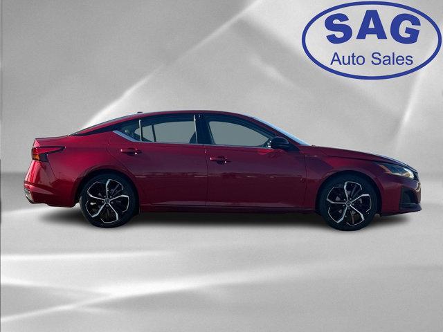 used 2023 Nissan Altima car, priced at $17,999