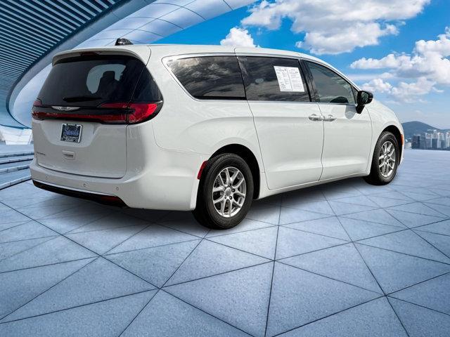 used 2024 Chrysler Pacifica car, priced at $25,999