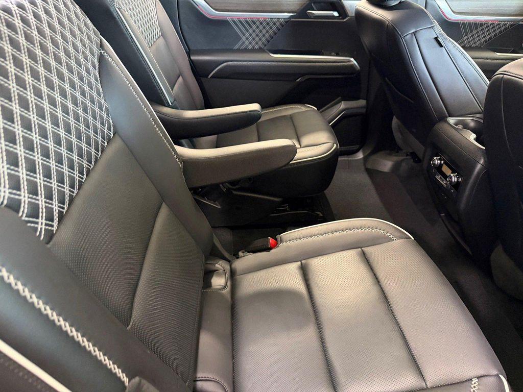 used 2024 GMC Acadia car, priced at $47,598