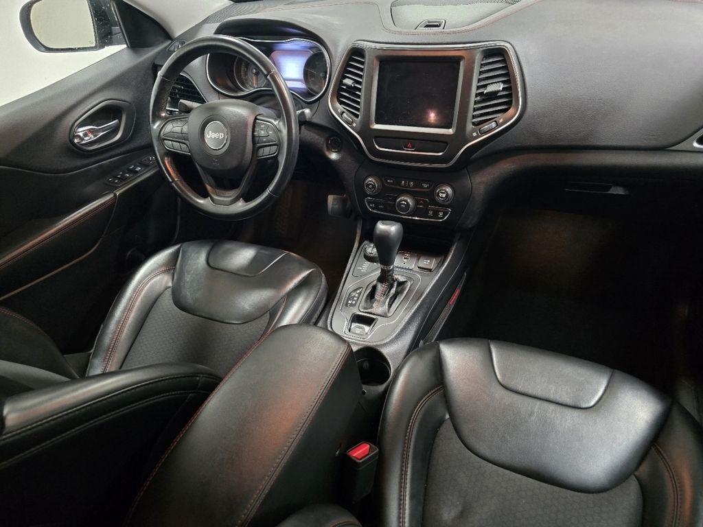 used 2020 Jeep Cherokee car