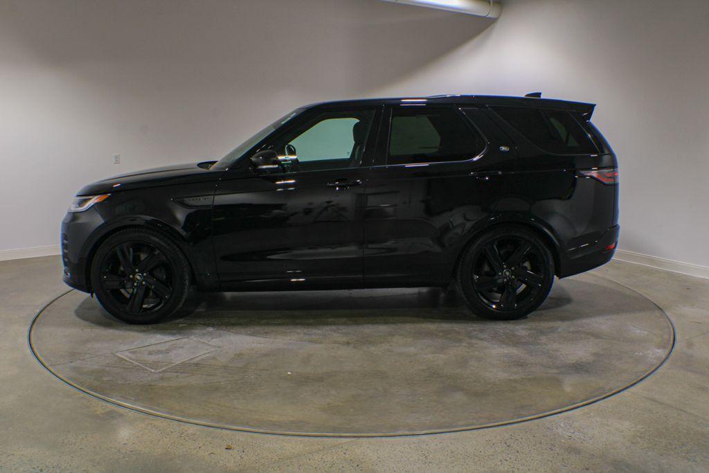 used 2025 Land Rover Discovery car, priced at $60,478