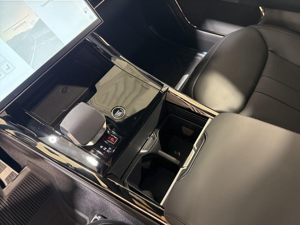 new 2026 Land Rover Range Rover Sport car, priced at $125,864
