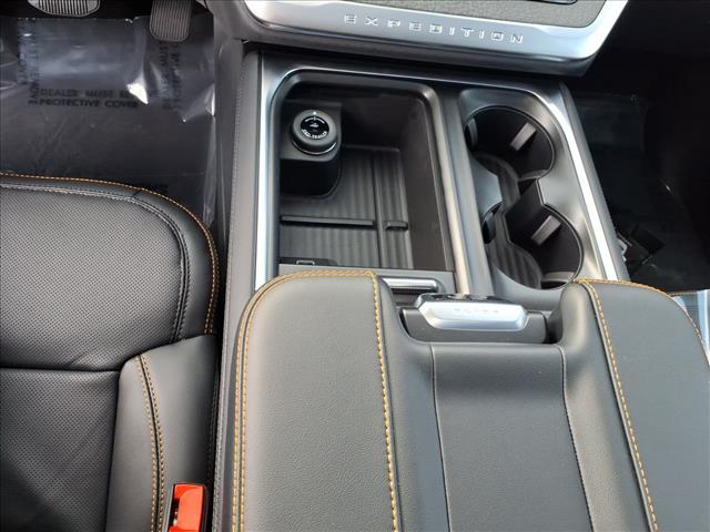 new 2026 Ford Expedition car, priced at $84,985