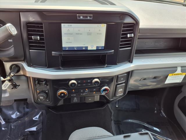 new 2025 Ford F-250 car, priced at $73,220