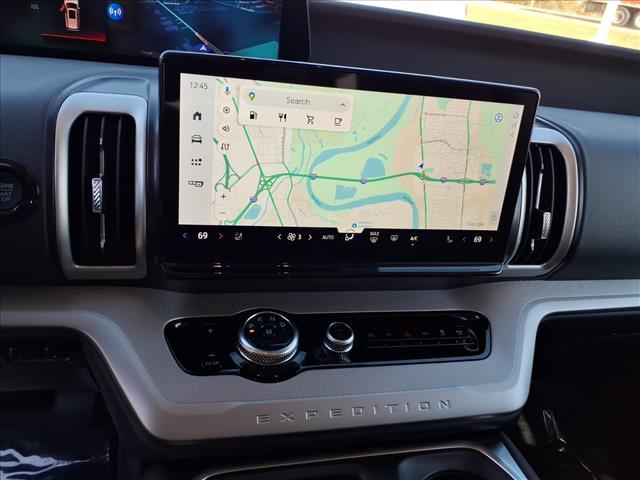 new 2025 Ford Expedition Max car, priced at $72,840