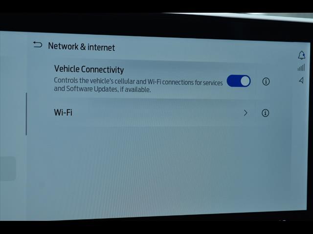 new 2025 Ford Explorer car, priced at $43,595