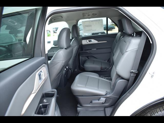 new 2025 Ford Explorer car, priced at $43,595