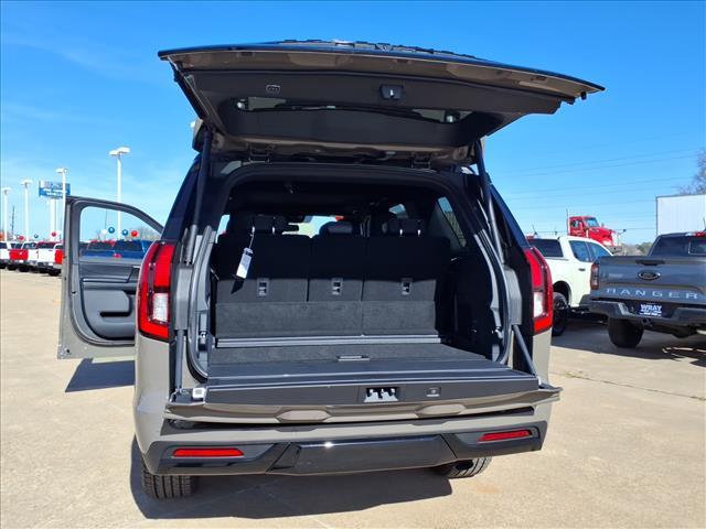 new 2026 Ford Expedition car, priced at $80,615