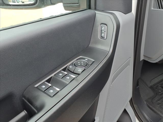 new 2025 Ford F-250 car, priced at $53,885