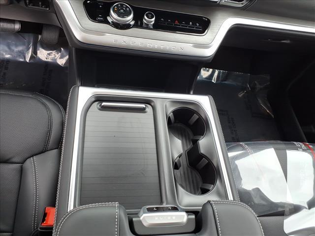 new 2026 Ford Expedition car, priced at $82,560