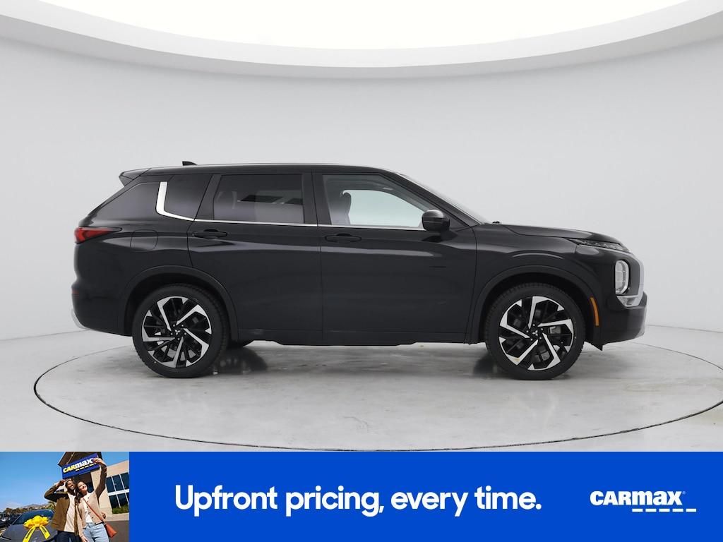 used 2024 Mitsubishi Outlander car, priced at $26,998