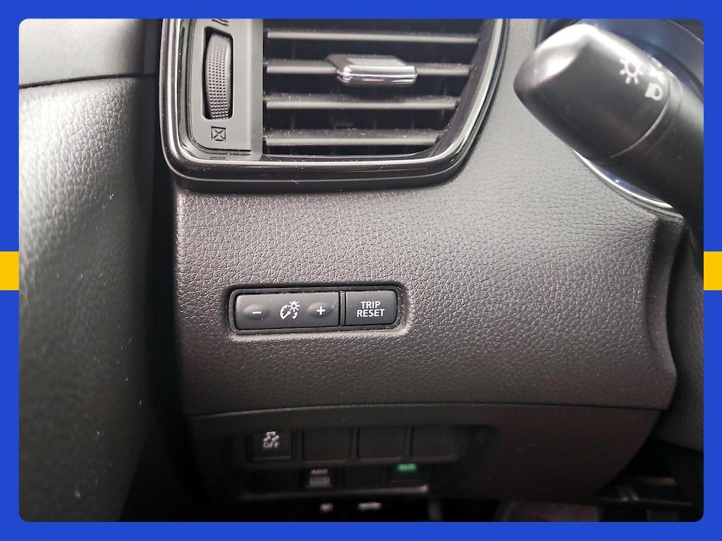 used 2017 Nissan Rogue Sport car, priced at $13,998